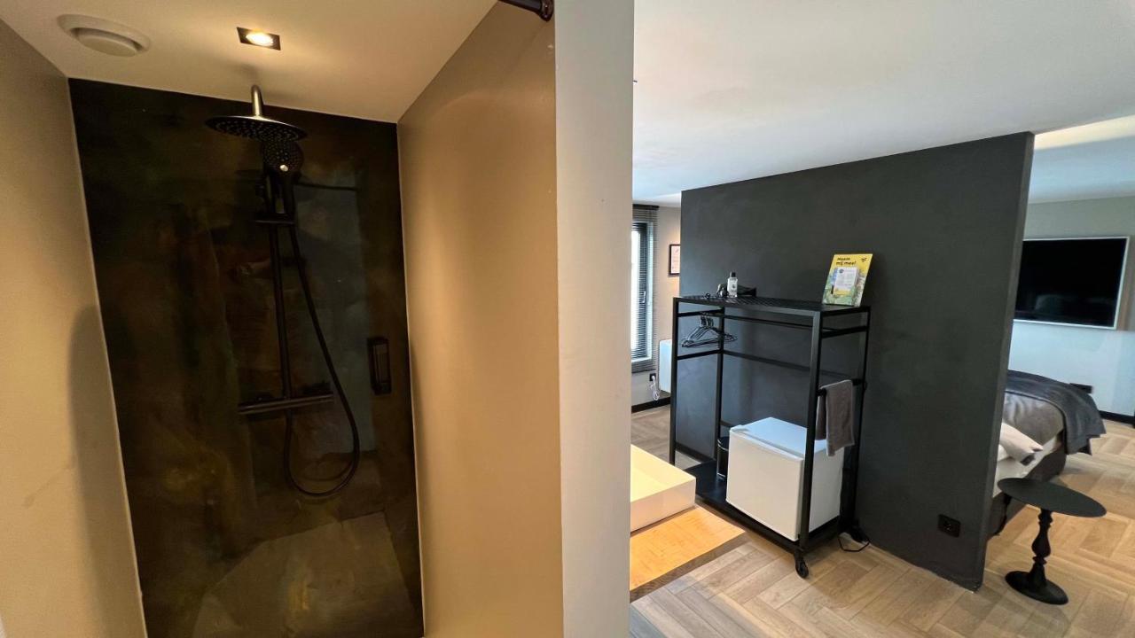 Boutique Le Faucon Bed & Breakfast *
